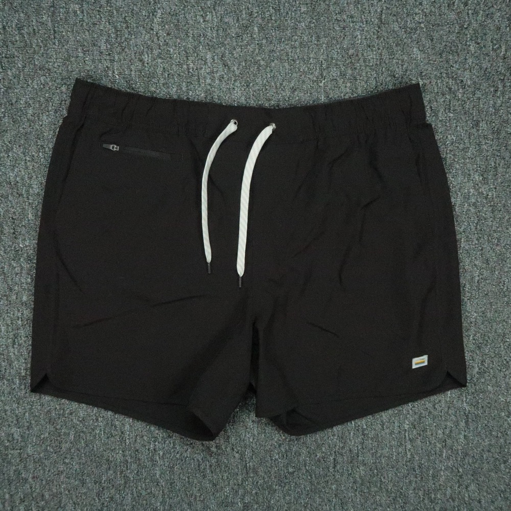 Vuori Shorts Mens Extra Large Black Banks Training Running Athletic Stretch XL